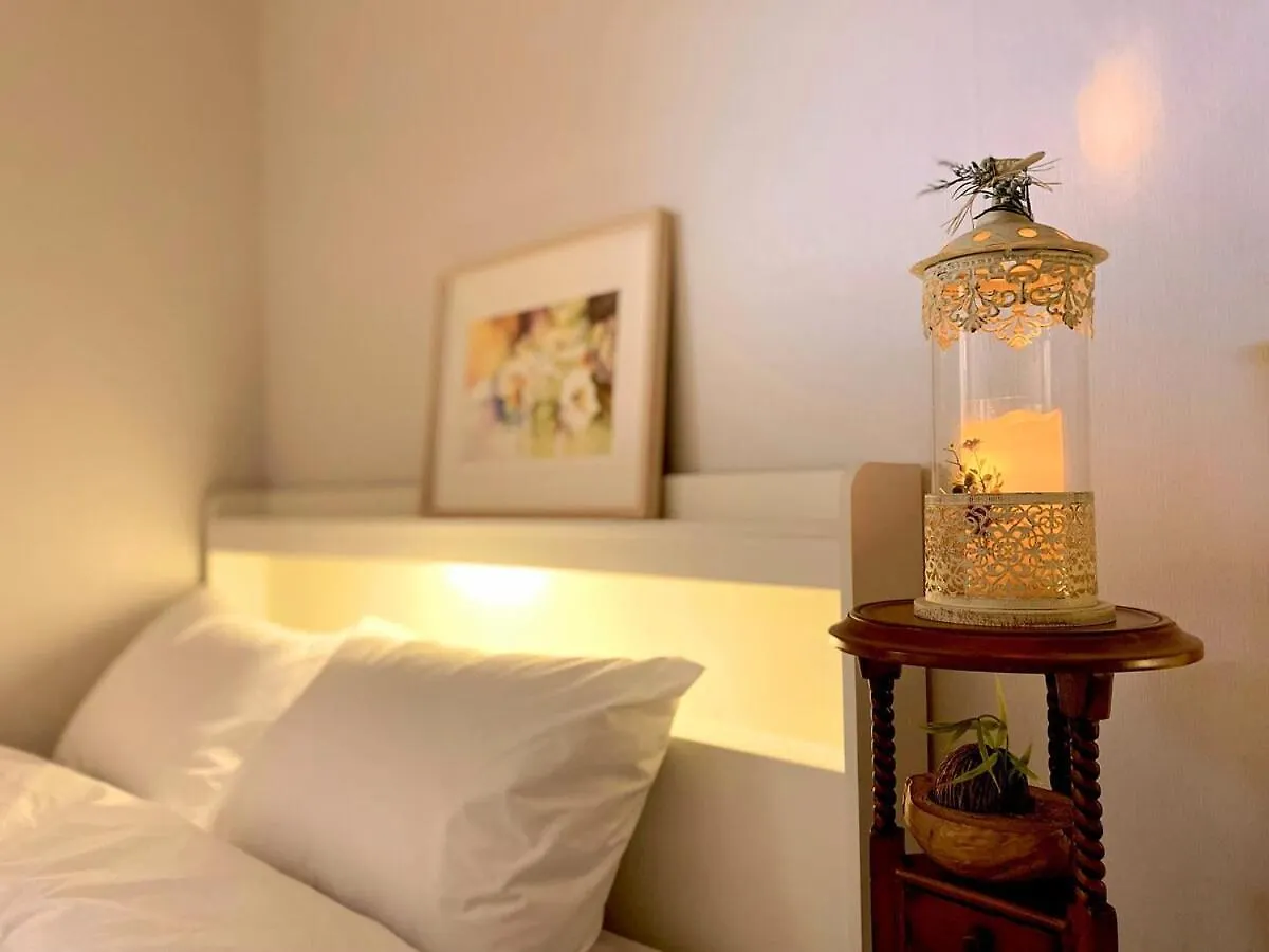 Hongdae 5 Minutes, Sangsu Station 2 Minutes, Maximum 6 People, 3 Queen Beds, Free Luggage Storage 首爾 公寓